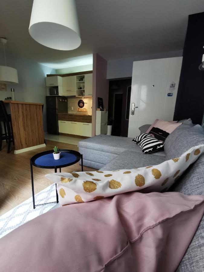 Nest Hotell Belgrad Exteriör bild