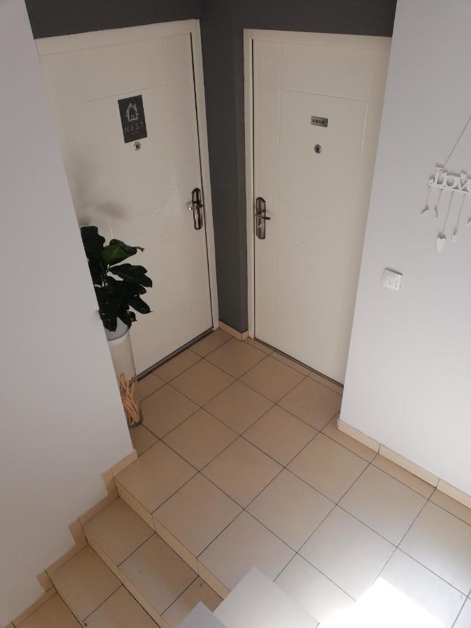 Nest Hotell Belgrad Exteriör bild